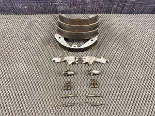 Комплект колодок ручного тормоза Volkswagen Touareg 2003