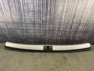 Накладка на замок AUDI A4 Avant 2002 контрактная Накладка на замок AUDI A4 Avant 2002