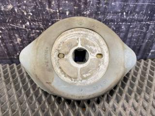 Подушка КПП Volkswagen Passat 2004