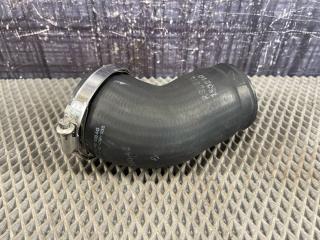 Патрубок интеркуллера Volkswagen Passat Variant 2010 контрактная Патрубок интеркуллера Volkswagen Passat Variant 2010