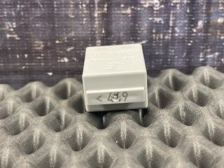 Реле Volkswagen Passat Variant 2010