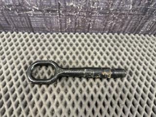 Скоба буксировочная AUDI A4 2008 контрактная Скоба буксировочная AUDI A4 2008