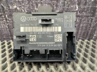 Блок управления дверьми передний правый AUDI A4 2008