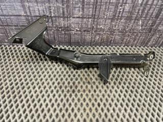 Кронштейн крыла передний левый AUDI A4 2008 контрактная Кронштейн крыла передний левый AUDI A4 2008