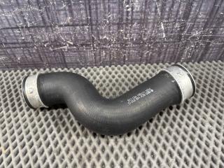 Патрубок интеркуллера Volkswagen Passat Variant 2010 контрактная Патрубок интеркуллера Volkswagen Passat Variant 2010