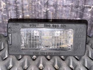 Плафон подсветки номера Volkswagen Passat Variant 2010
