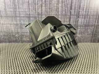 Корпус воздушного фильтра AUDI A4 Avant 2006