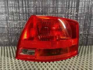 Фонарь правый AUDI A4 Avant 2006