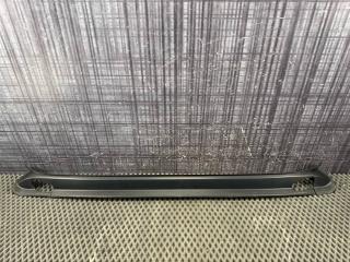 Декоративная накладка AUDI A4 Avant 2004 контрактная Декоративная накладка AUDI A4 Avant 2004