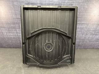 Ниша под запасное колесо AUDI A4 Avant 2004