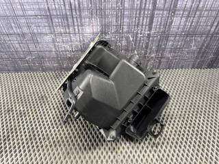 Корпус воздушного фильтра AUDI A4 Avant 2004