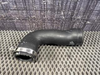 Патрубок интеркуллера Volkswagen Passat CC 2014 контрактная Патрубок интеркуллера Volkswagen Passat CC 2014