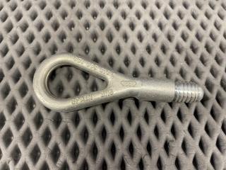 Скоба буксировочная AUDI A4 Avant 2007 контрактная Скоба буксировочная AUDI A4 Avant 2007