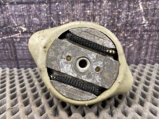 Подушка КПП AUDI Allroad 2002