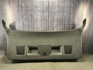 Обшивка крышки багажника Volkswagen Passat Variant 2010