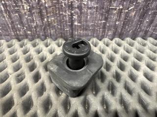 Подушка радиатора AUDI A4 2004