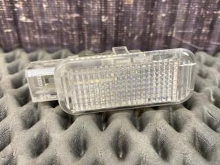 Плафон салона AUDI A4 2004