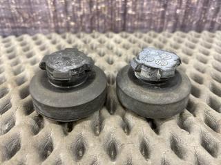 Подушка радиатора AUDI A4 2006