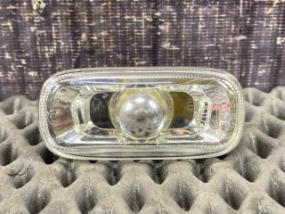 Повторитель в крыло AUDI A4 Avant 2007