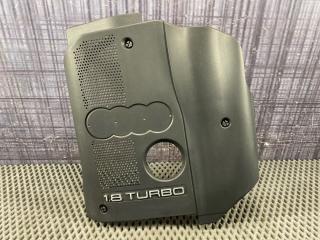 Декоративная накладка двигателя AUDI A4 Avant 2007 контрактная Декоративная накладка двигателя AUDI A4 Avant 2007