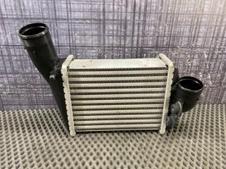 Интеркулер правый AUDI Allroad 2005