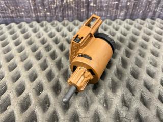 Концевик педали тормоза AUDI A4 Avant 2004