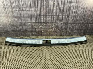 Накладка на замок AUDI A4 Avant 2004 контрактная Накладка на замок AUDI A4 Avant 2004