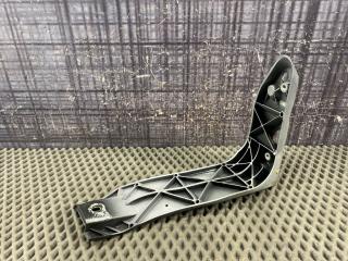 Крепление крыла переднее левое AUDI A4 Avant 2004