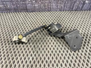 Датчик уровня подвески передний AUDI A4 Avant 2004