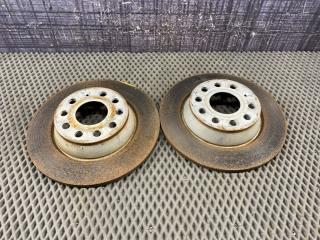 Тормозной диск задний Volkswagen Passat Variant 2010 контрактная Тормозной диск задний Volkswagen Passat Variant 2010