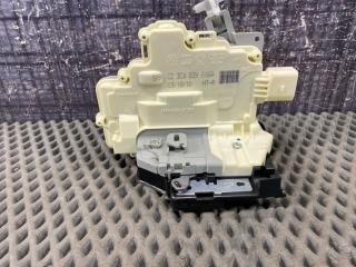 Замок двери задний правый Volkswagen Passat Variant 2010