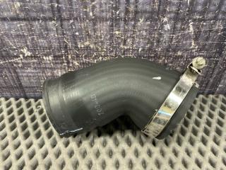 Патрубок интеркуллера Volkswagen Passat Variant 2010 контрактная Патрубок интеркуллера Volkswagen Passat Variant 2010