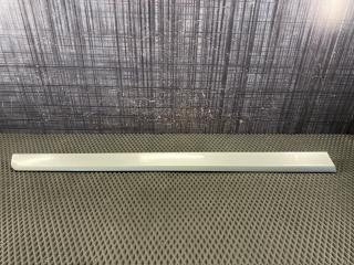 Молдинг на дверь передний левый AUDI A4 Avant 2006