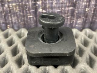 Подушка радиатора AUDI A4 Avant 2006