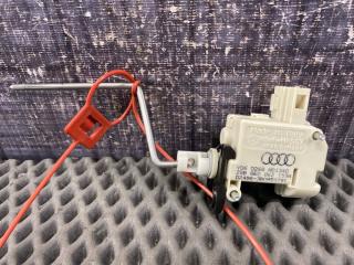 Замок лючка бензобака AUDI A4 Avant 2006