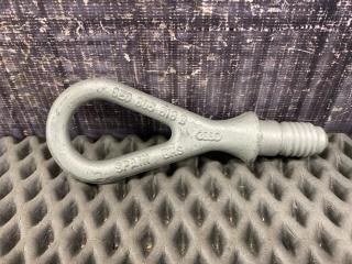 Скоба буксировочная AUDI A4 2004 контрактная Скоба буксировочная AUDI A4 2004