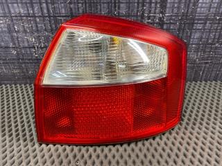 Фонарь правый AUDI A4 2004