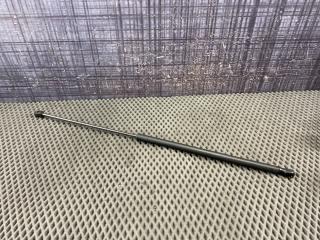 Амортизатор капота AUDI A4 2004 контрактная Амортизатор капота AUDI A4 2004