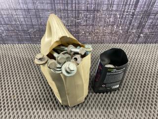 Болты и гайки AUDI A4 2004