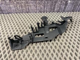 Крепление фишек AUDI A4 Avant 2006 контрактная Крепление фишек AUDI A4 Avant 2006