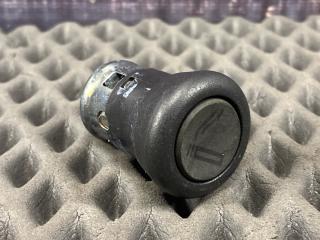 Прикуриватель AUDI A4 Avant 2006