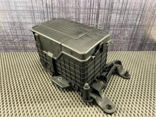 Кожух аккумулятора Volkswagen Passat CC 2012