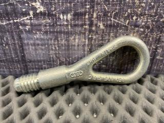 Скоба буксировочная AUDI A4 Avant 2006 контрактная Скоба буксировочная AUDI A4 Avant 2006