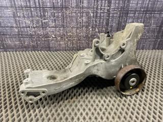 Кронштейн генератора AUDI A4 Avant 2006