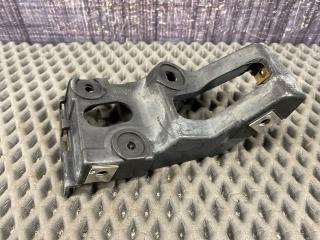 Крепление крыла переднее правое AUDI A4 Avant 2006