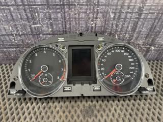 Щиток приборов Volkswagen Passat Variant 2010