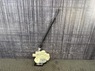 Замок двери задний левый Volkswagen Passat Variant 2010