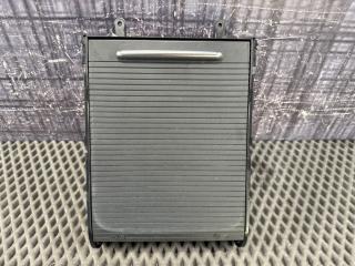 Подстаканник Volkswagen Passat Variant 2010