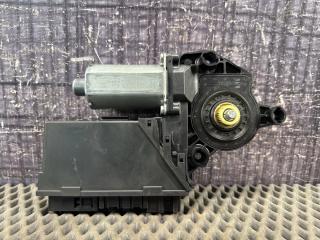 Мотор стеклоподъемника задний правый AUDI A4 Avant 2006