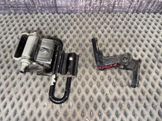 Петля двери задняя левая AUDI A4 Avant 2006 контрактная Петля двери задняя левая AUDI A4 Avant 2006